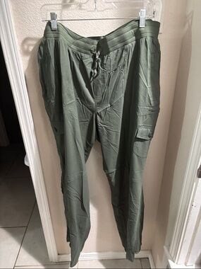 L.L. Bean Women’s Thyme Cargo Drawstring Pants 2X NWT